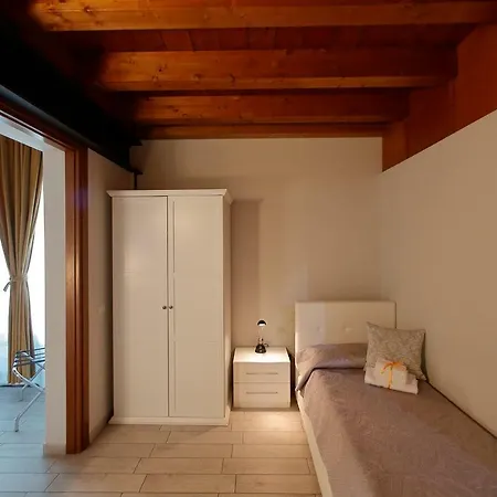 ゲストハウス Sul Garda