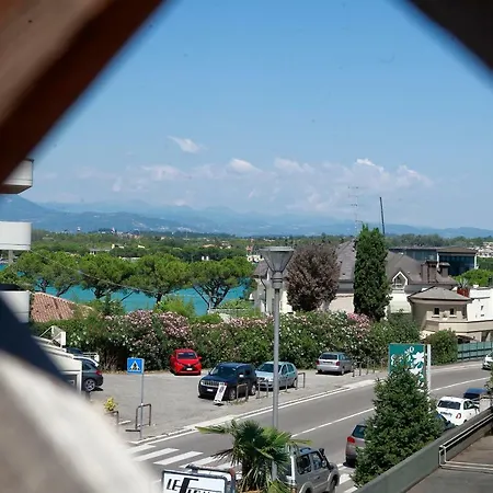 Konukevi Sul Garda *