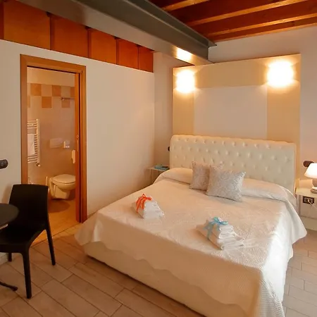 Sul Garda Konukevi *